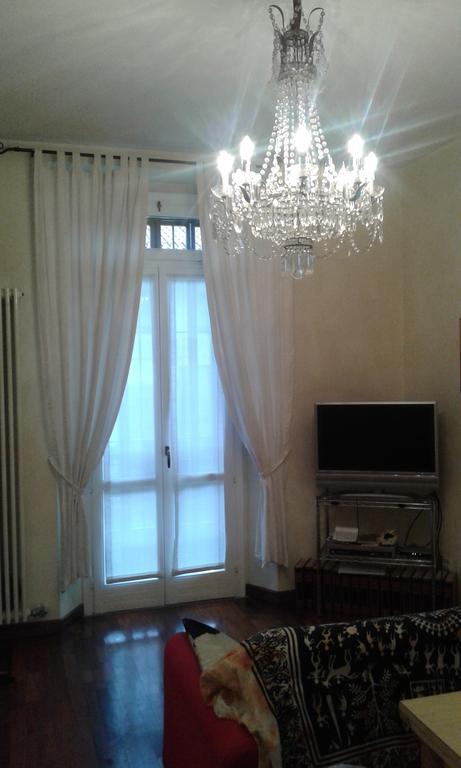 Appartamento Via Comune Antico Milan Luaran gambar